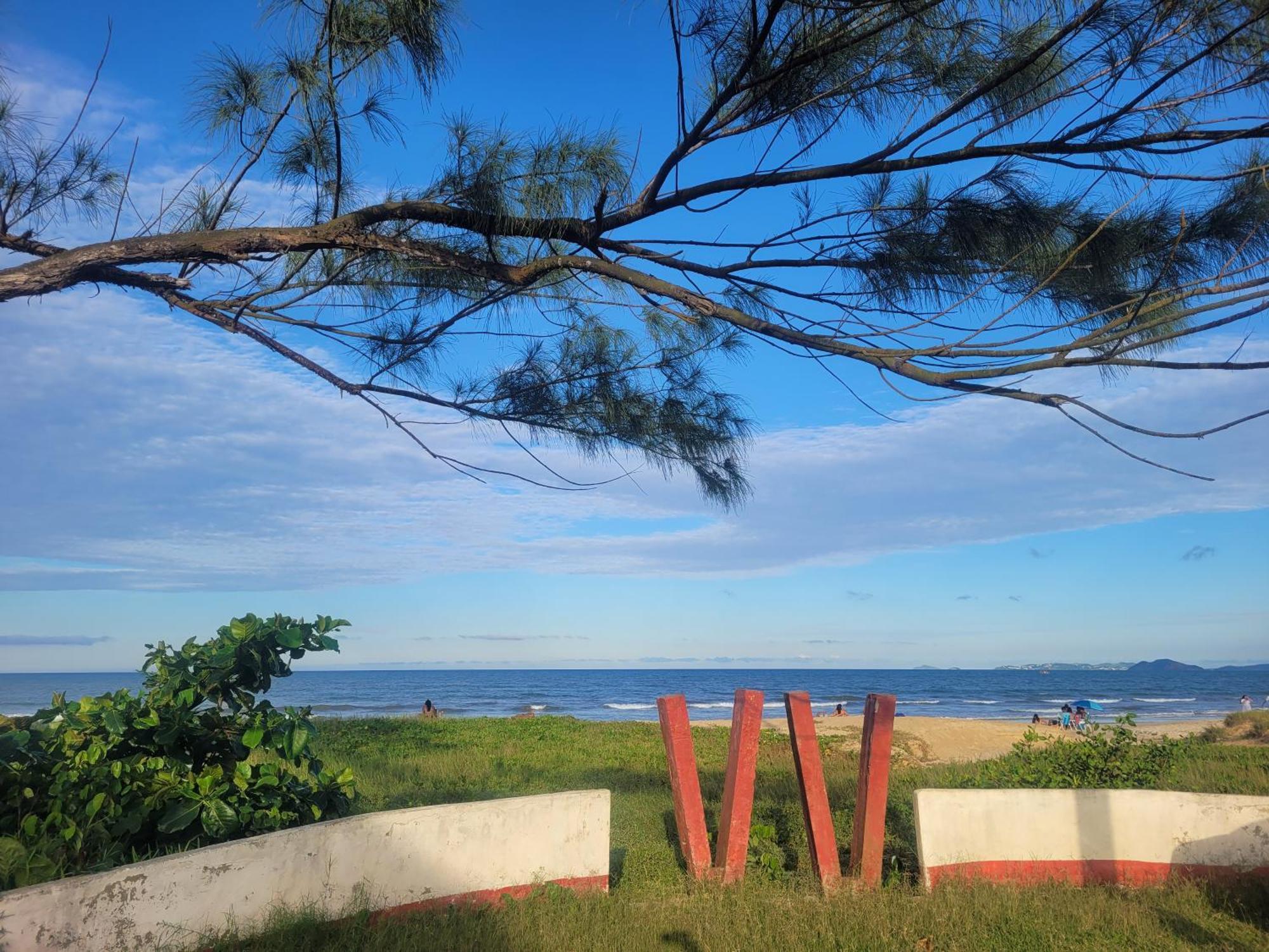Casa Grande e confortável Piscina e área Gourmet em Cabo Frio Unamar Tamoios Verão Vermelho Tamoios Verão Vermelho Vila Exterior foto